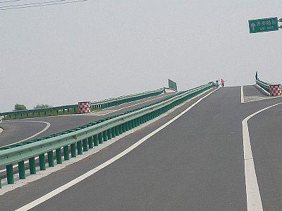 南充高速護(hù)欄板